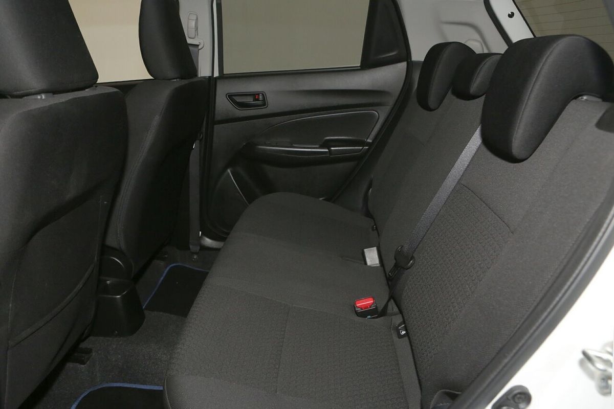 2018 Suzuki Swift GL Navigator AZ