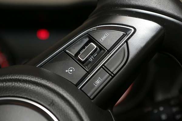 2018 Suzuki Swift GL Navigator AZ