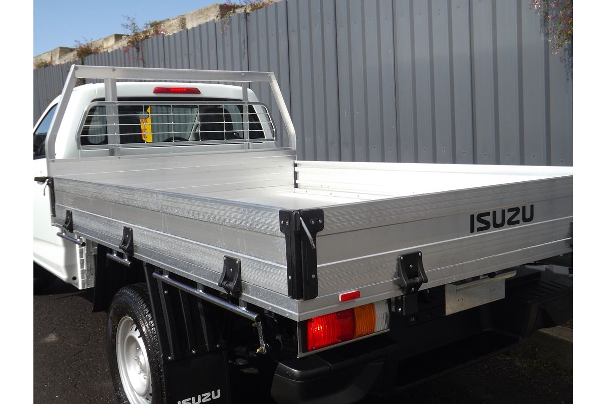 2025 Isuzu D-MAX SX High Ride Rear Wheel Drive