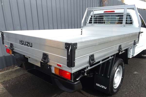 2025 Isuzu D-MAX SX High Ride Rear Wheel Drive