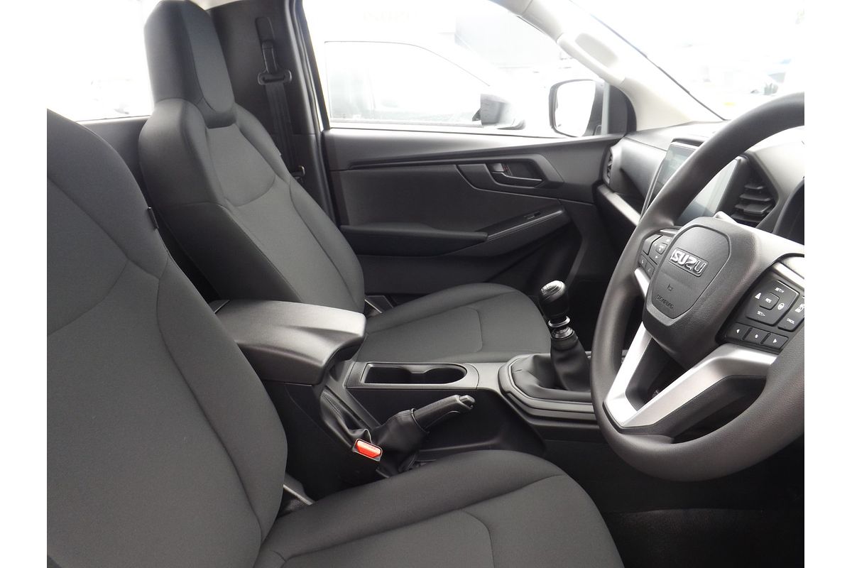 2025 Isuzu D-MAX SX High Ride Rear Wheel Drive