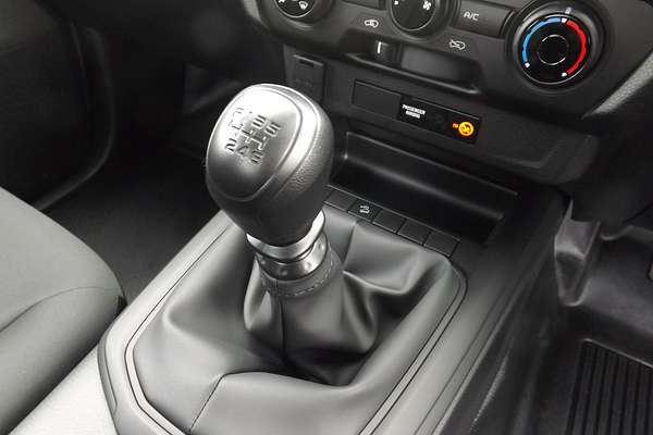 2025 Isuzu D-MAX SX High Ride Rear Wheel Drive