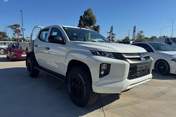 2024 Mitsubishi Triton GLX MR 4X4