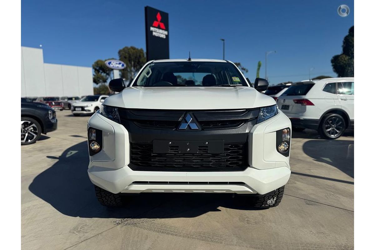 2024 Mitsubishi Triton GLX MR 4X4