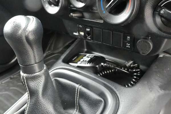 2021 Toyota Hilux SR GUN126R 4X4