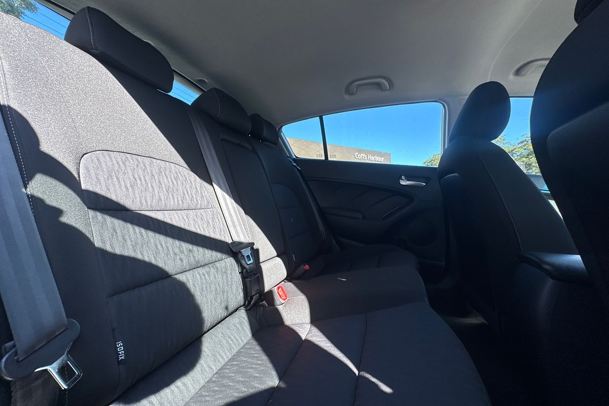 2015 Kia Cerato S YD