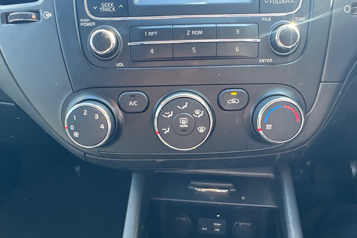 2015 Kia Cerato S YD