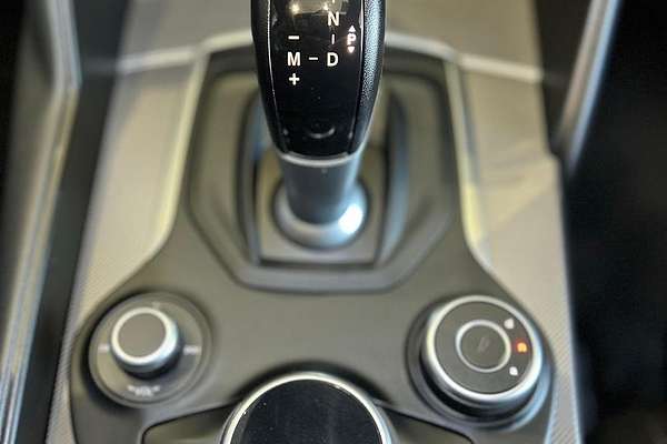 2019 Alfa Romeo Giulia Veloce