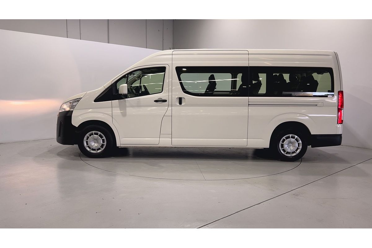 2022 Toyota Hiace Commuter GDH322R