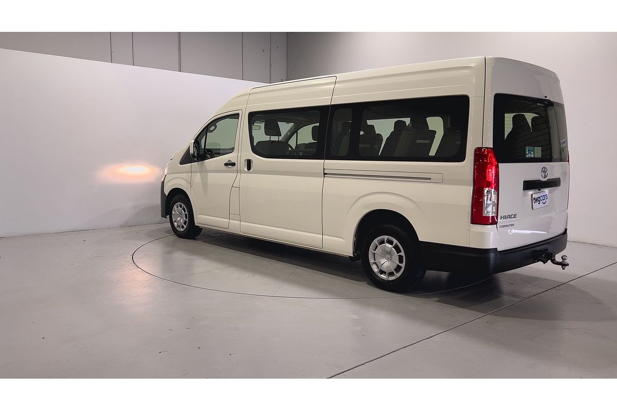 2022 Toyota Hiace Commuter GDH322R