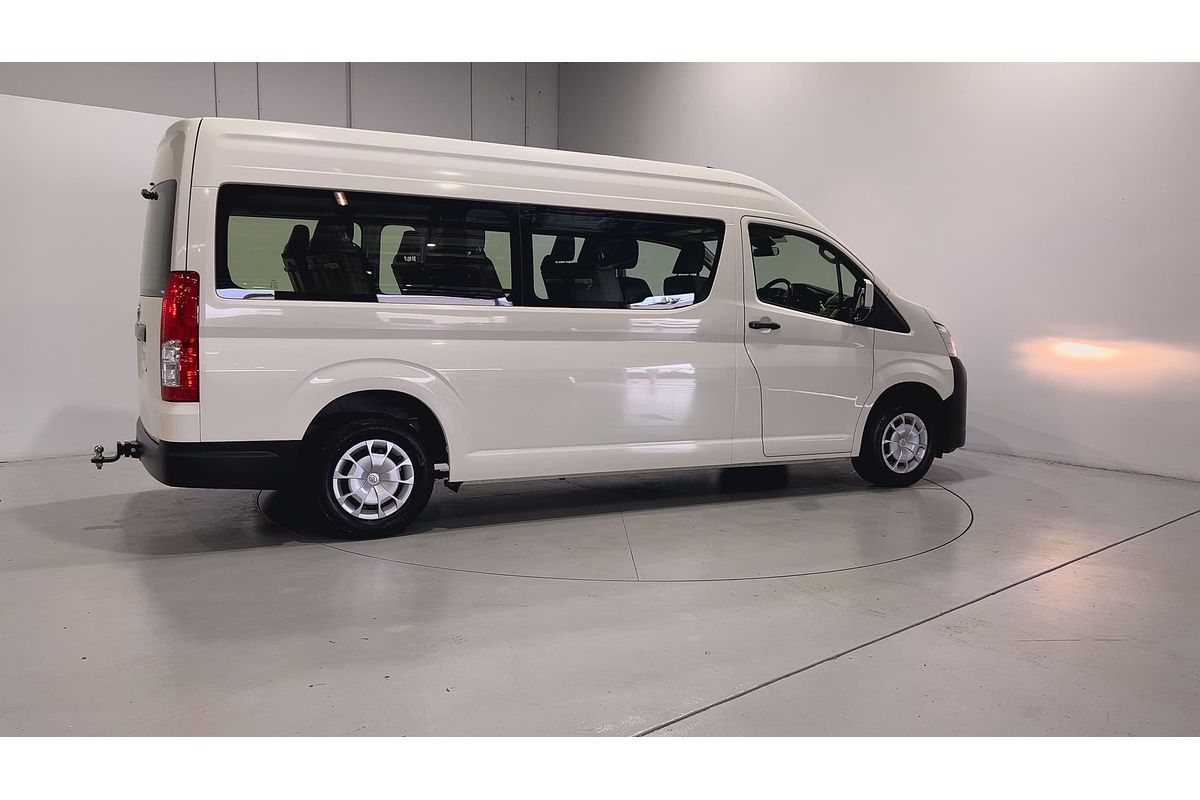 2022 Toyota Hiace Commuter GDH322R