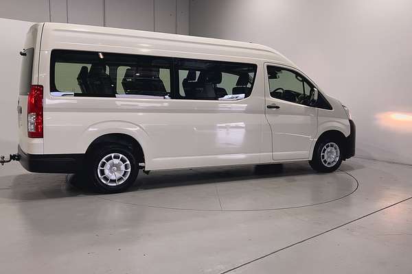 2022 Toyota Hiace Commuter GDH322R