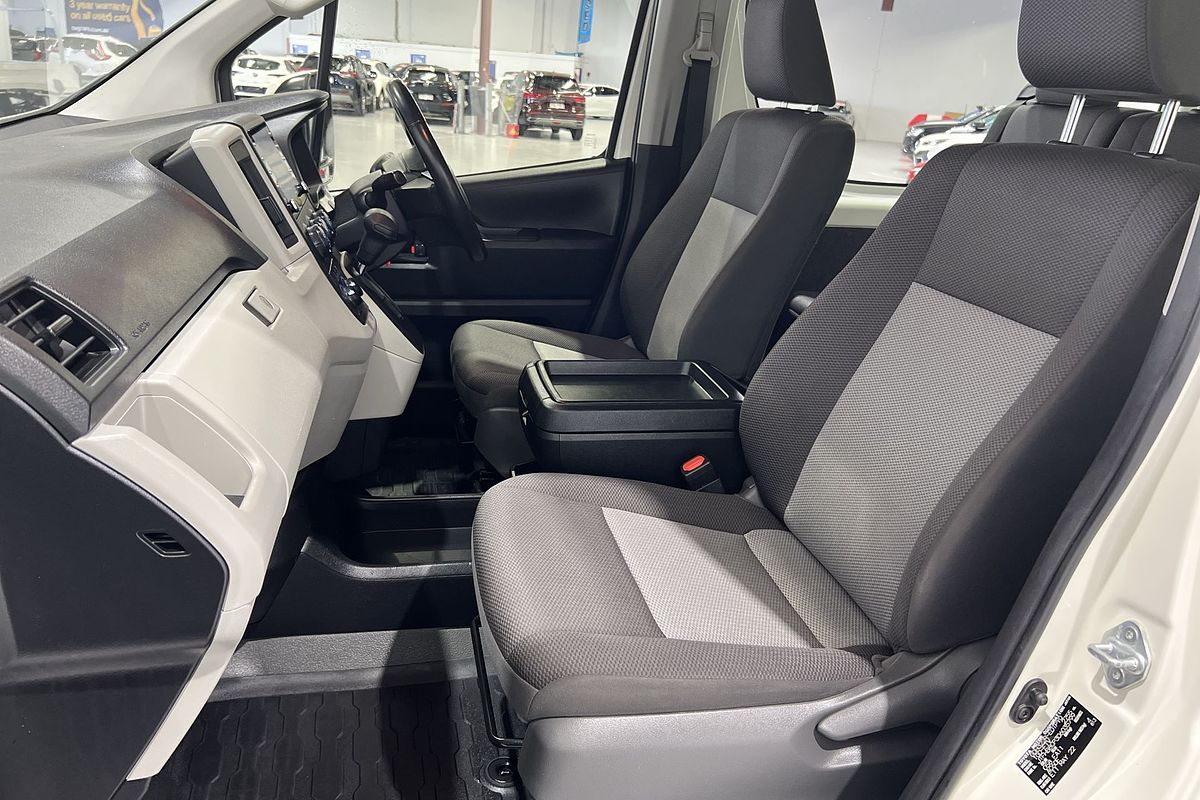 2022 Toyota Hiace Commuter GDH322R