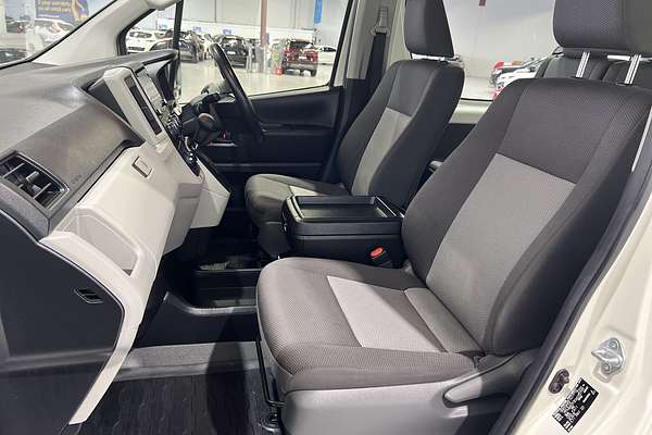 2022 Toyota Hiace Commuter GDH322R