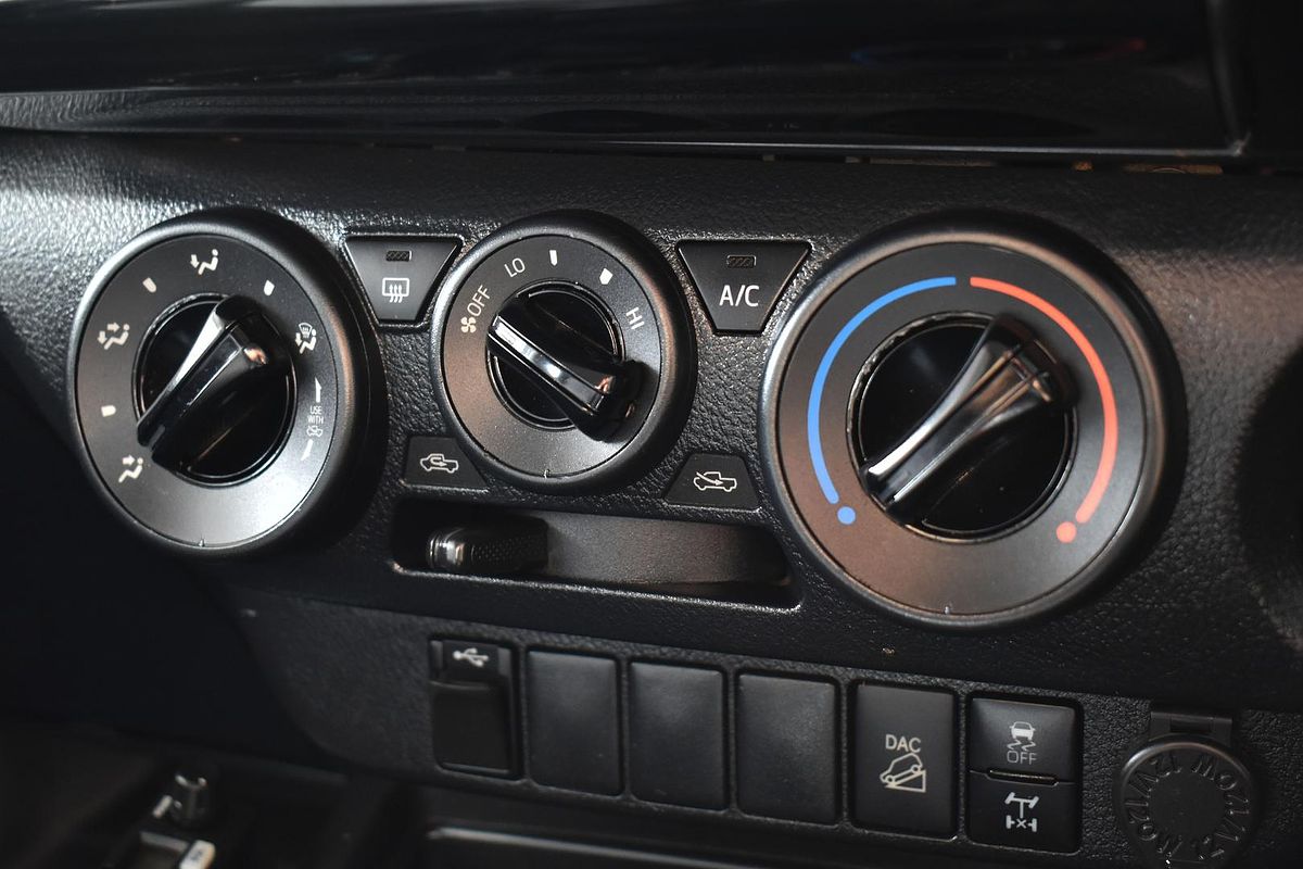 2022 Toyota Hilux SR GUN126R 4X4