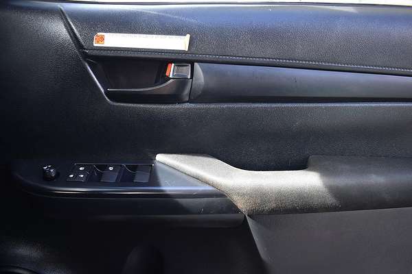2022 Toyota Hilux SR GUN126R 4X4