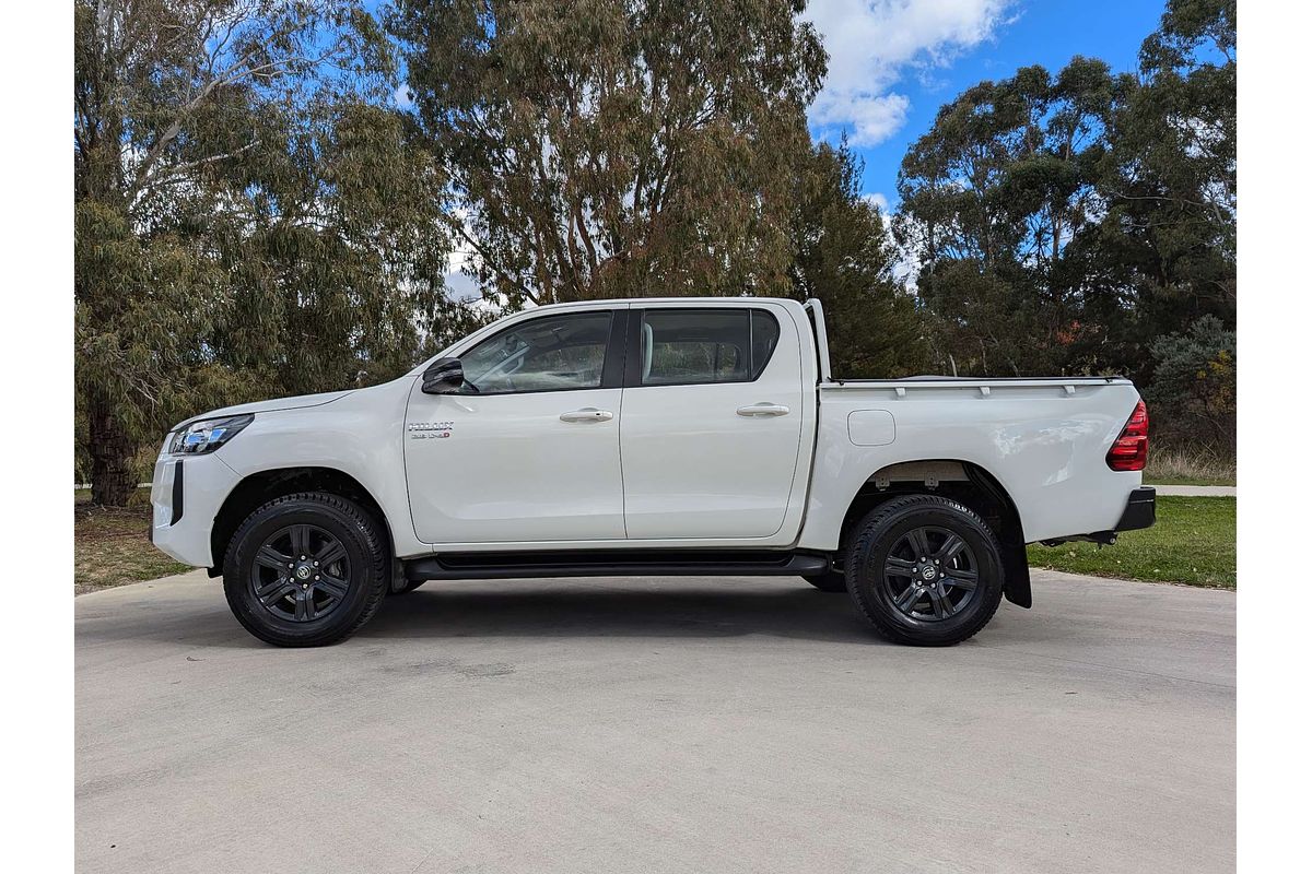 2024 Toyota Hilux SR GUN126R 4X4