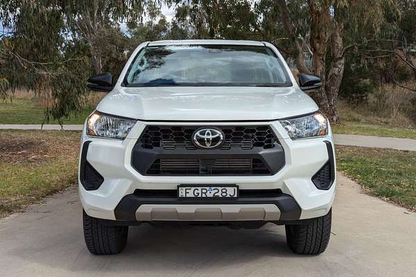 2024 Toyota Hilux SR GUN126R 4X4