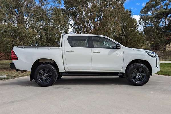 2024 Toyota Hilux SR GUN126R 4X4