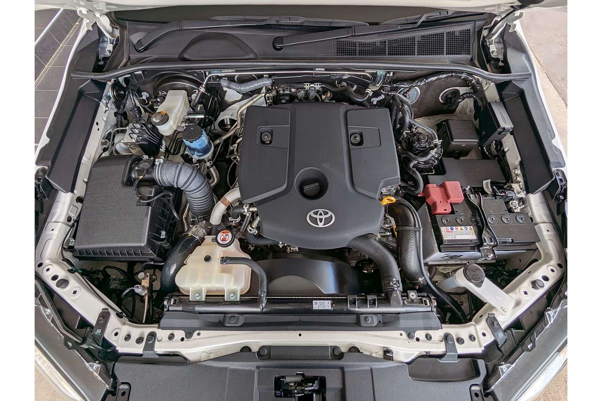 2024 Toyota Hilux SR GUN126R 4X4