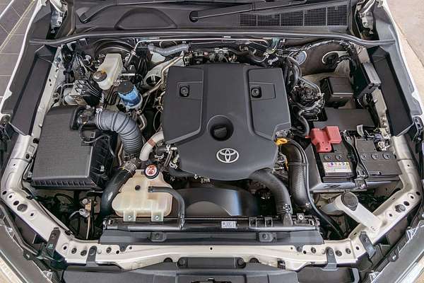 2024 Toyota Hilux SR GUN126R 4X4