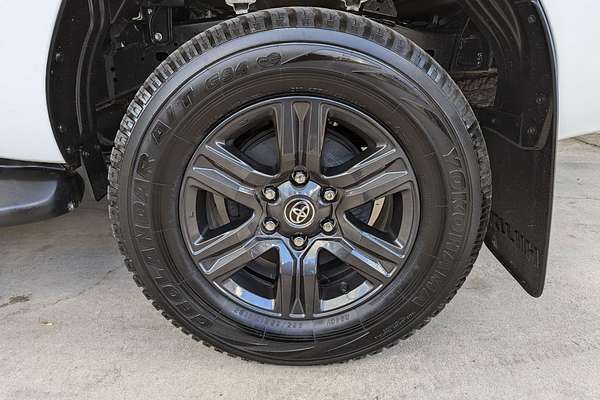 2024 Toyota Hilux SR GUN126R 4X4
