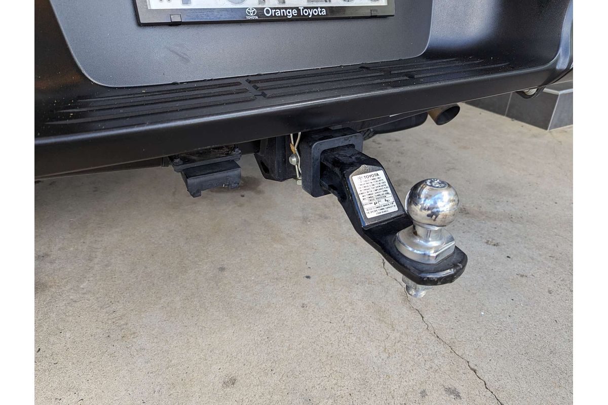 2024 Toyota Hilux SR GUN126R 4X4