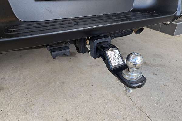 2024 Toyota Hilux SR GUN126R 4X4