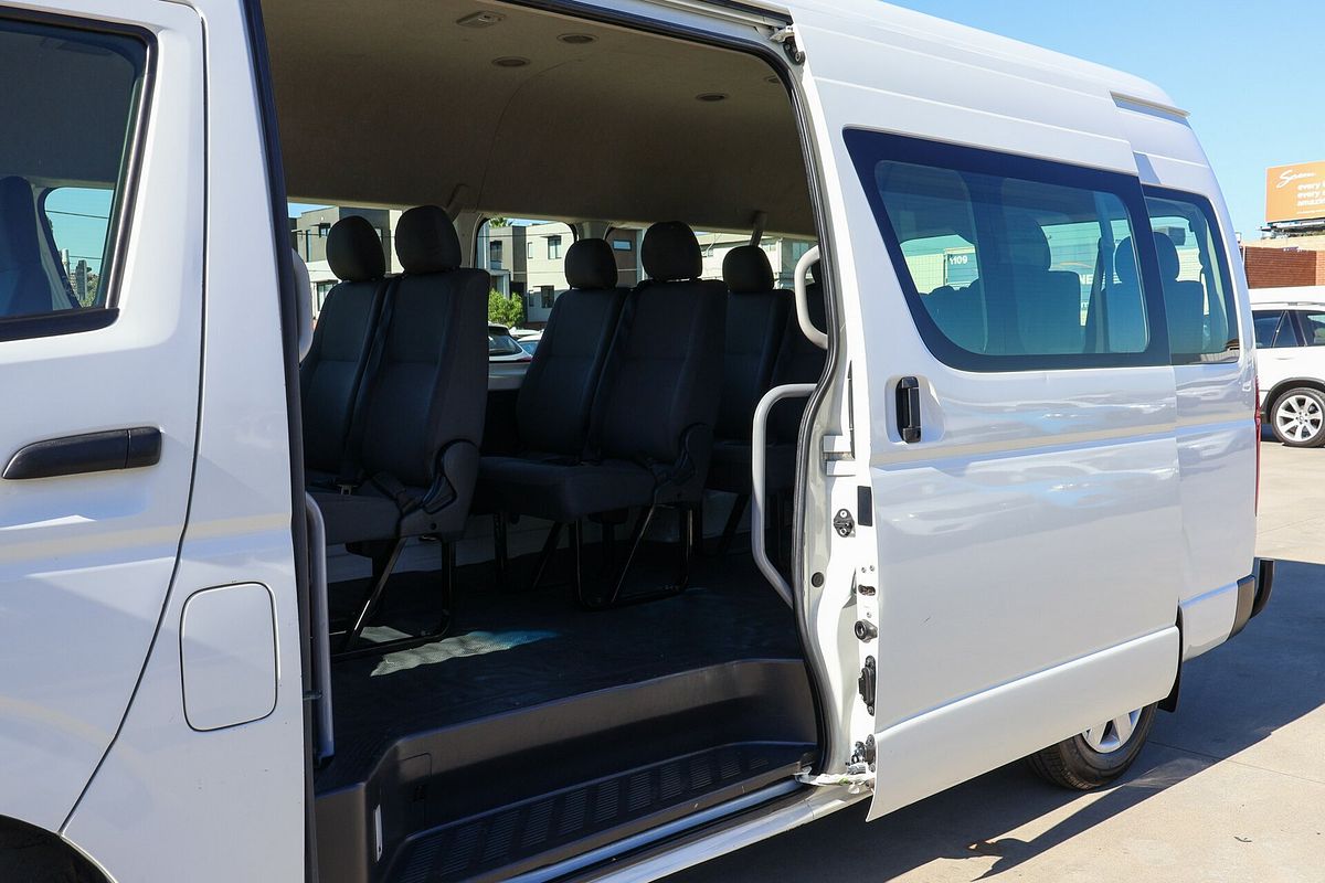 2017 Toyota Hiace Commuter TRH223R