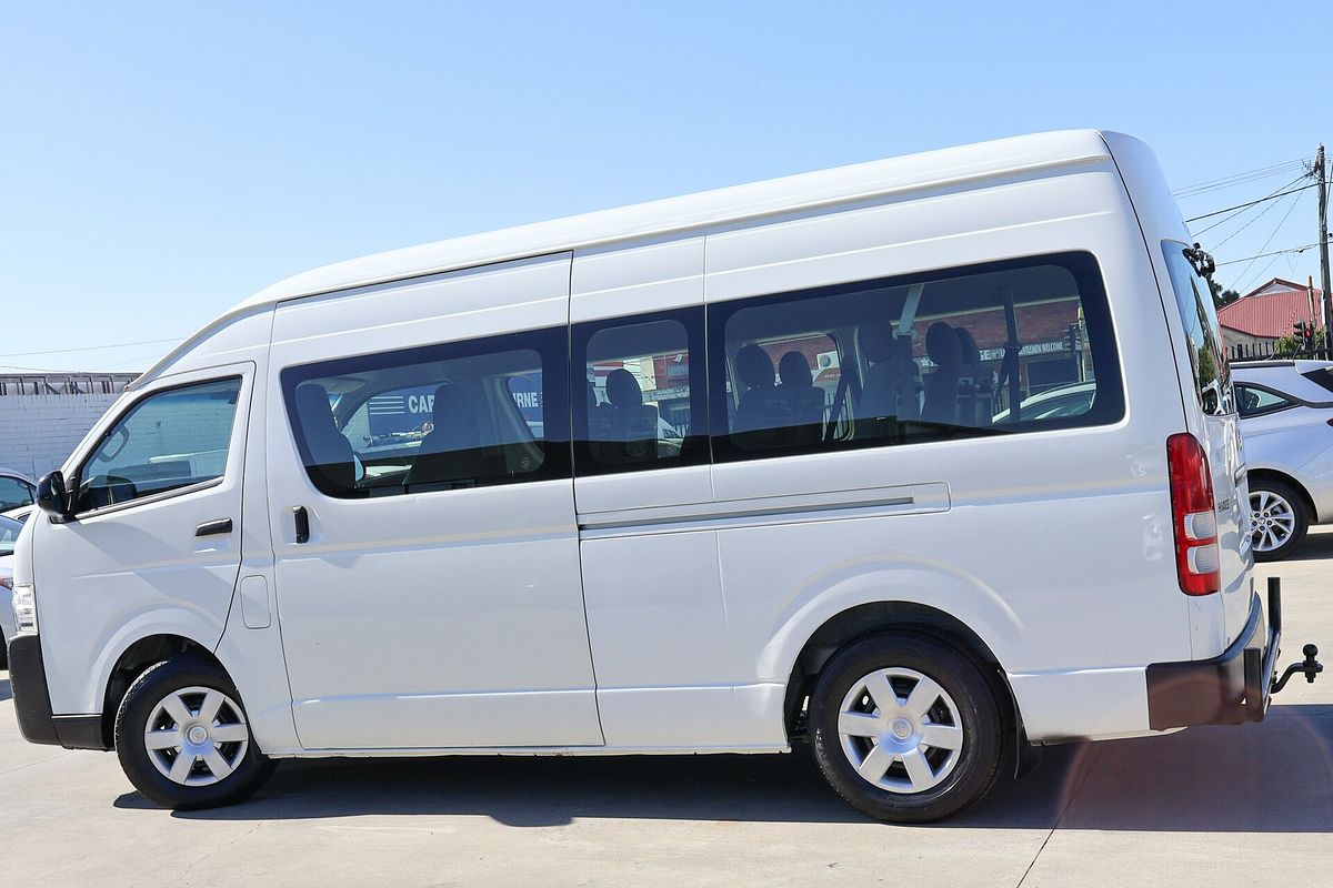 2017 Toyota Hiace Commuter TRH223R