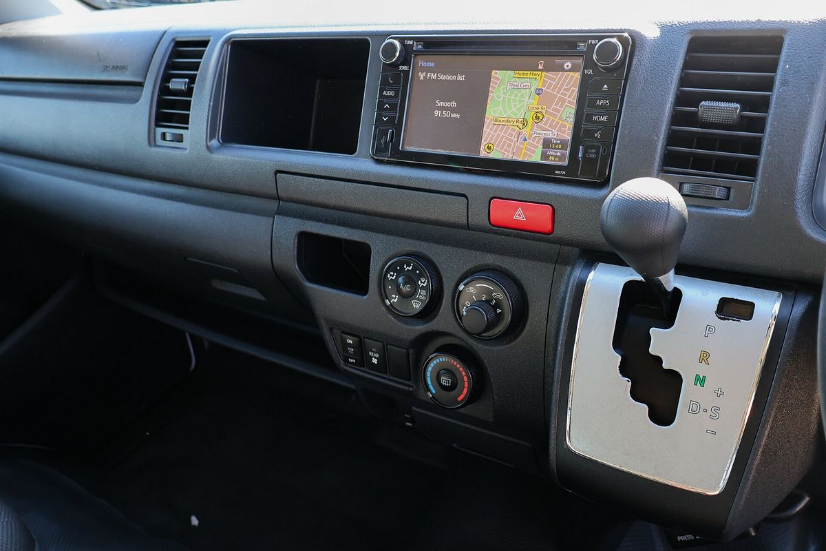 2017 Toyota Hiace Commuter TRH223R