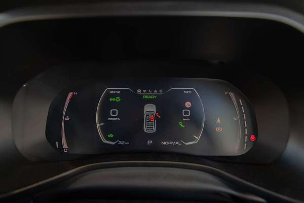 2025 GWM Haval Jolion Premium Hybrid A02