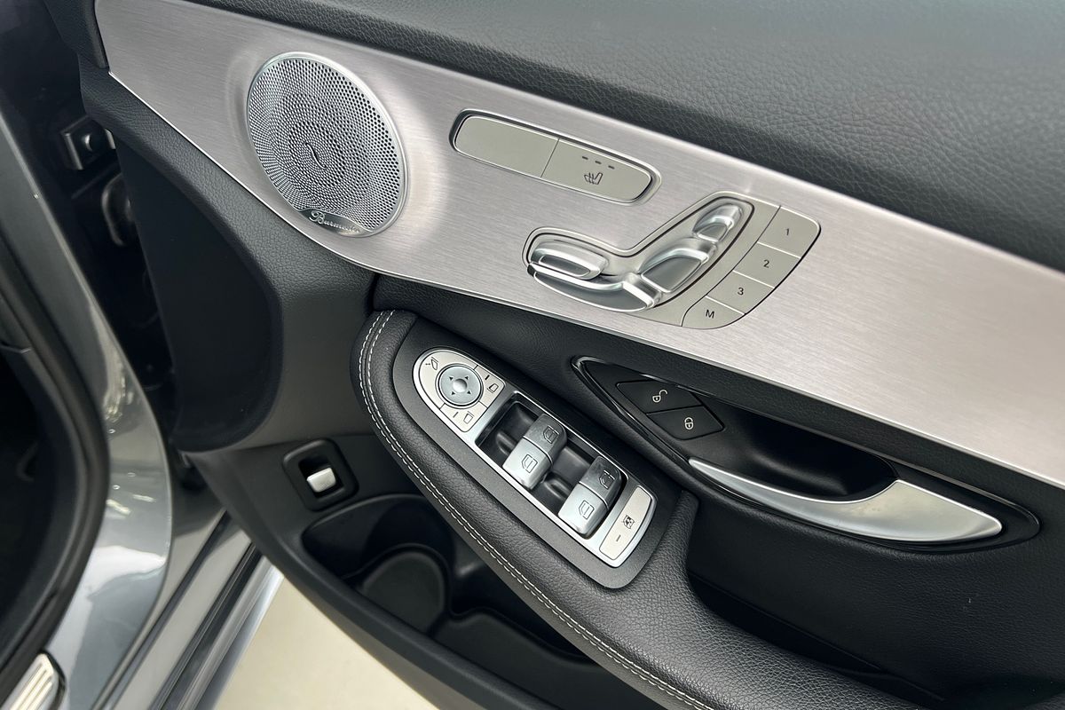 2021 Mercedes-Benz C-Class C300 W205