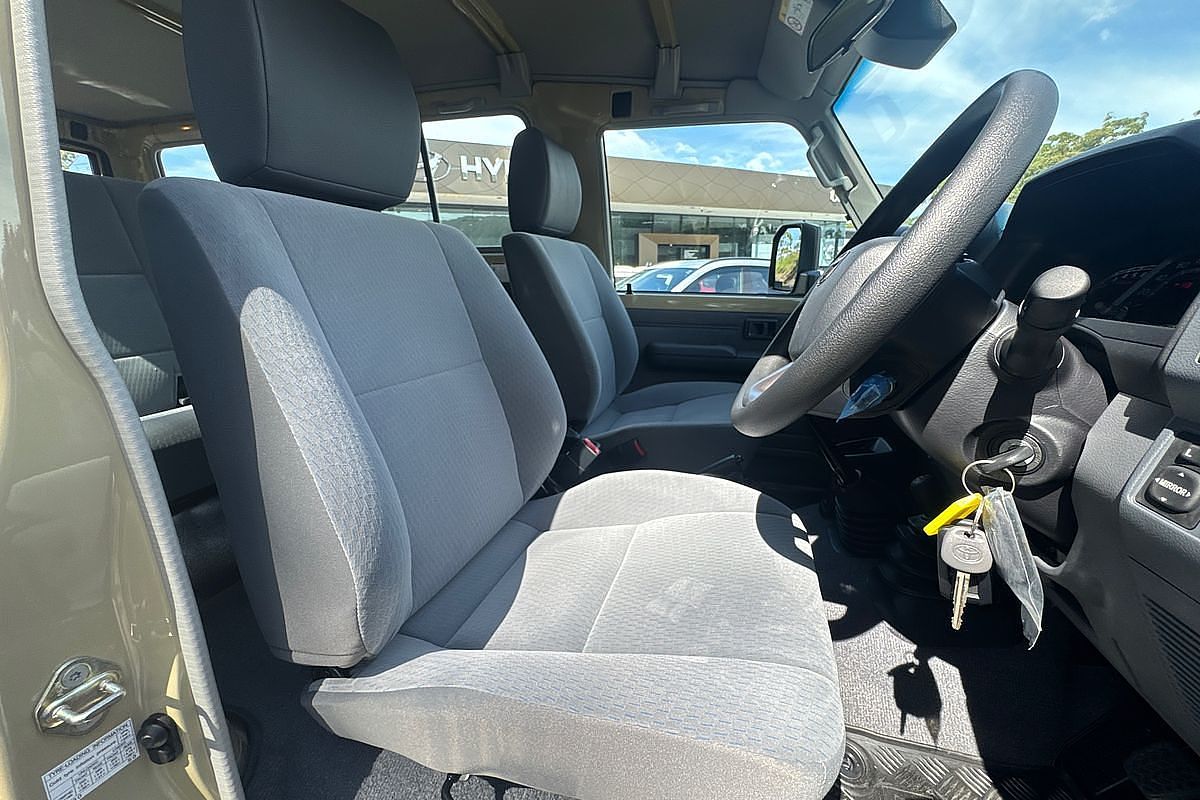 2024 Toyota Landcruiser GXL Troopcarrier VDJL78R