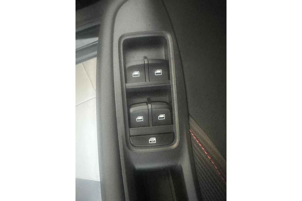 2024 MG ZST Excite