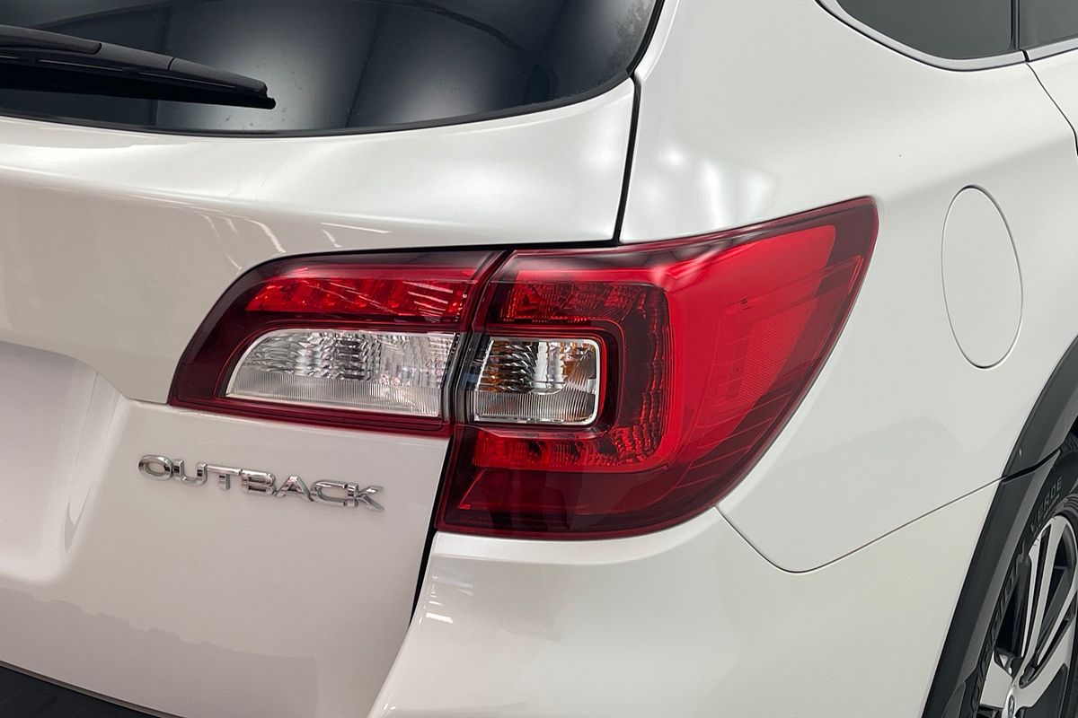 2019 Subaru Outback 2.5i Premium 5GEN
