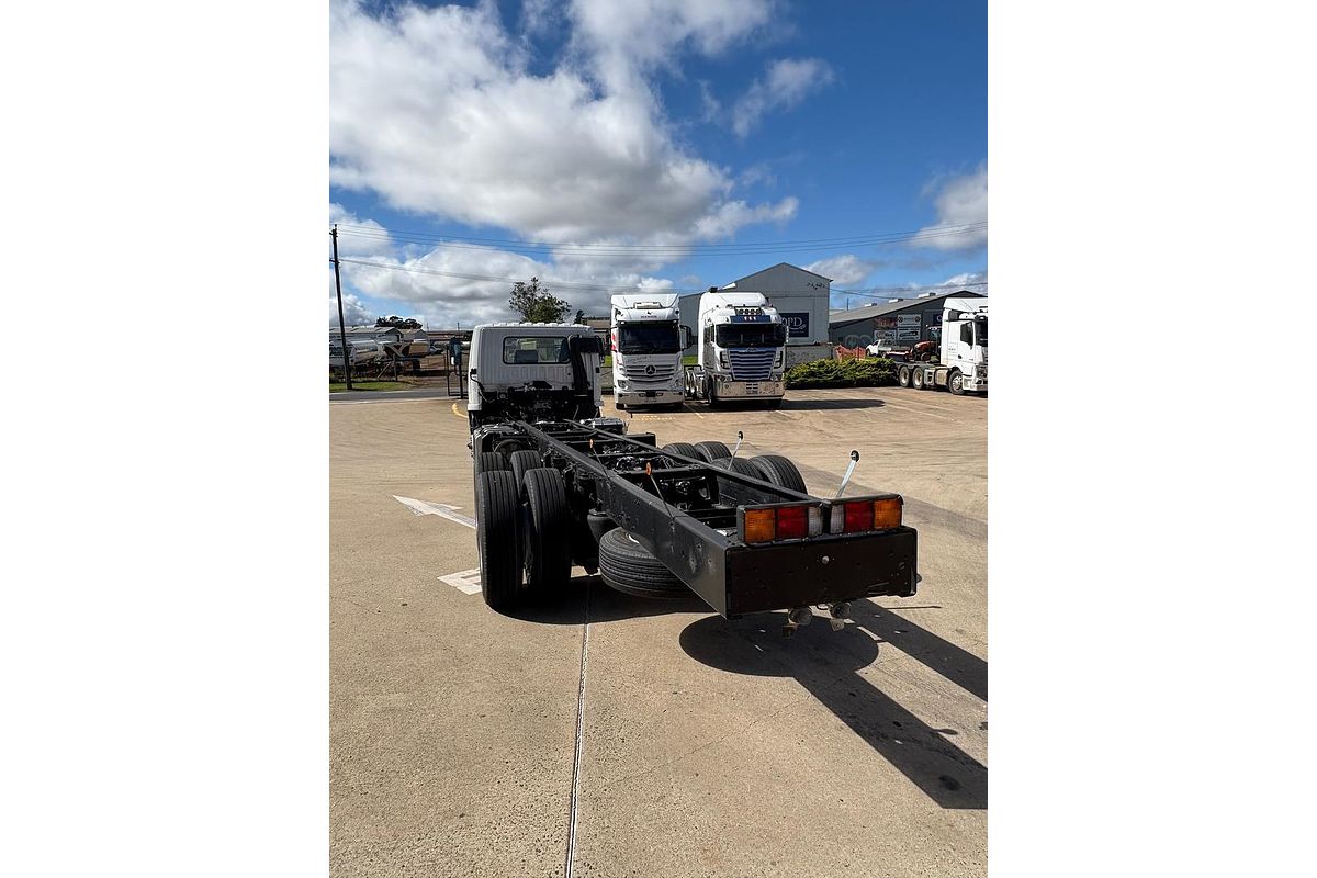 2024 Fuso Fighter 2427