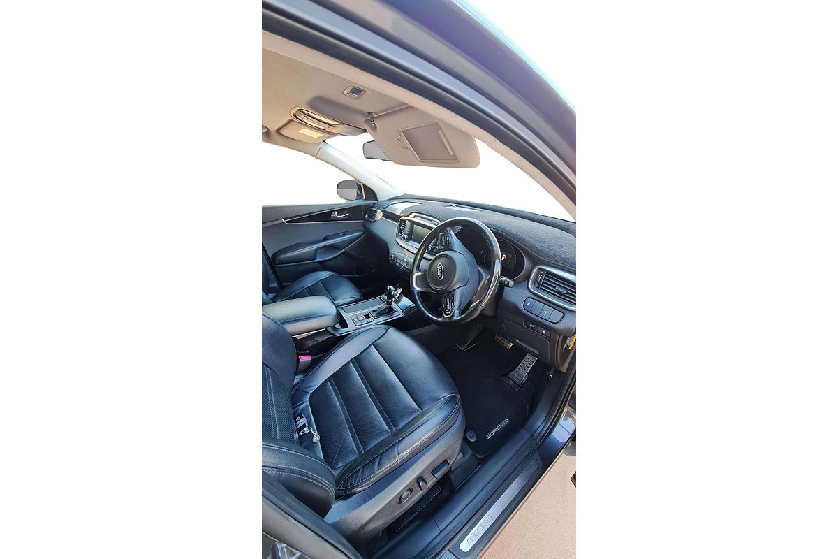 2016 Kia Sorento SLi UM