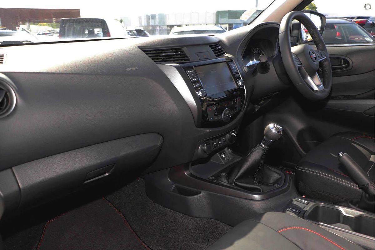 2024 Nissan Navara PRO-4X Warrior D23 4X4