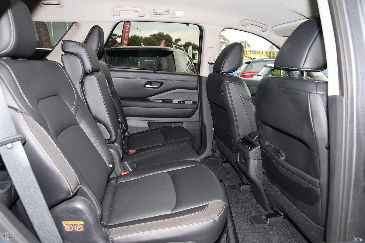 2024 Nissan Pathfinder Ti R53