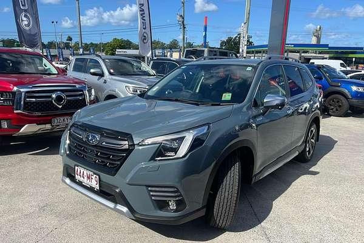 2024 Subaru Forester Hybrid S S5
