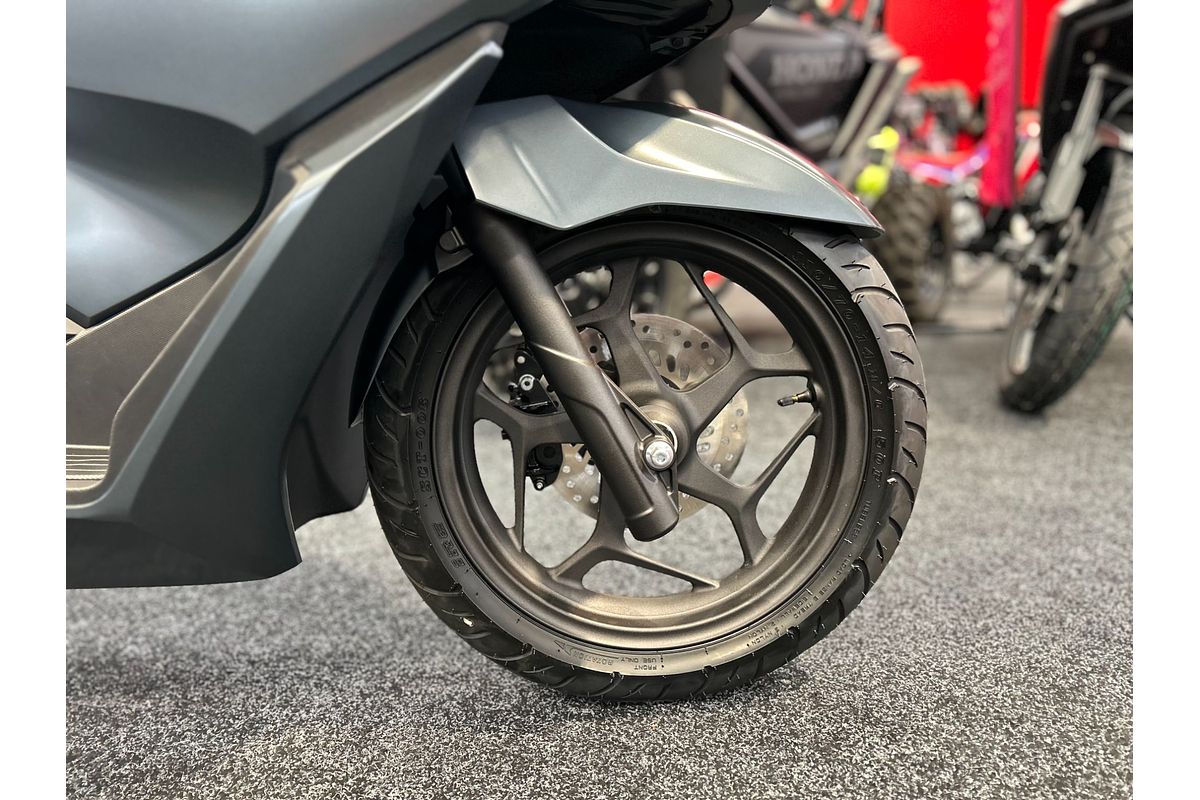 2025 Honda PCX160