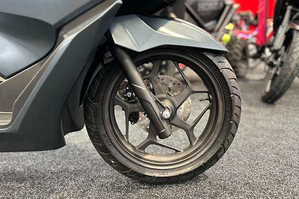 2025 Honda PCX160