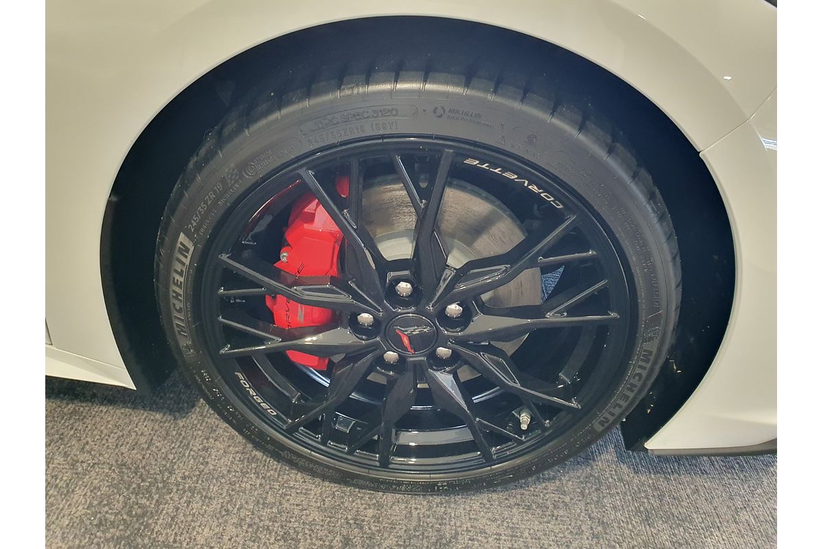 2024 Chevrolet Corvette Stingray 2LT C8