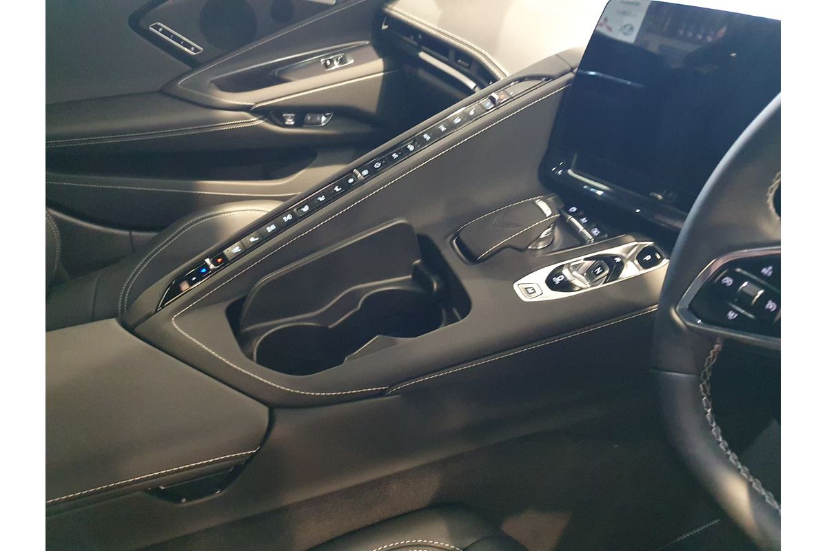 2024 Chevrolet Corvette Stingray 2LT C8