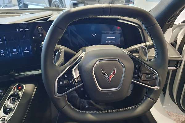 2024 Chevrolet Corvette Stingray 2LT C8