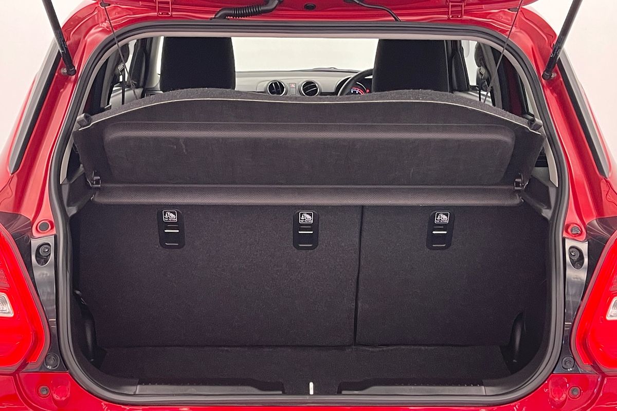 2019 Suzuki Swift GL Navigator AZ