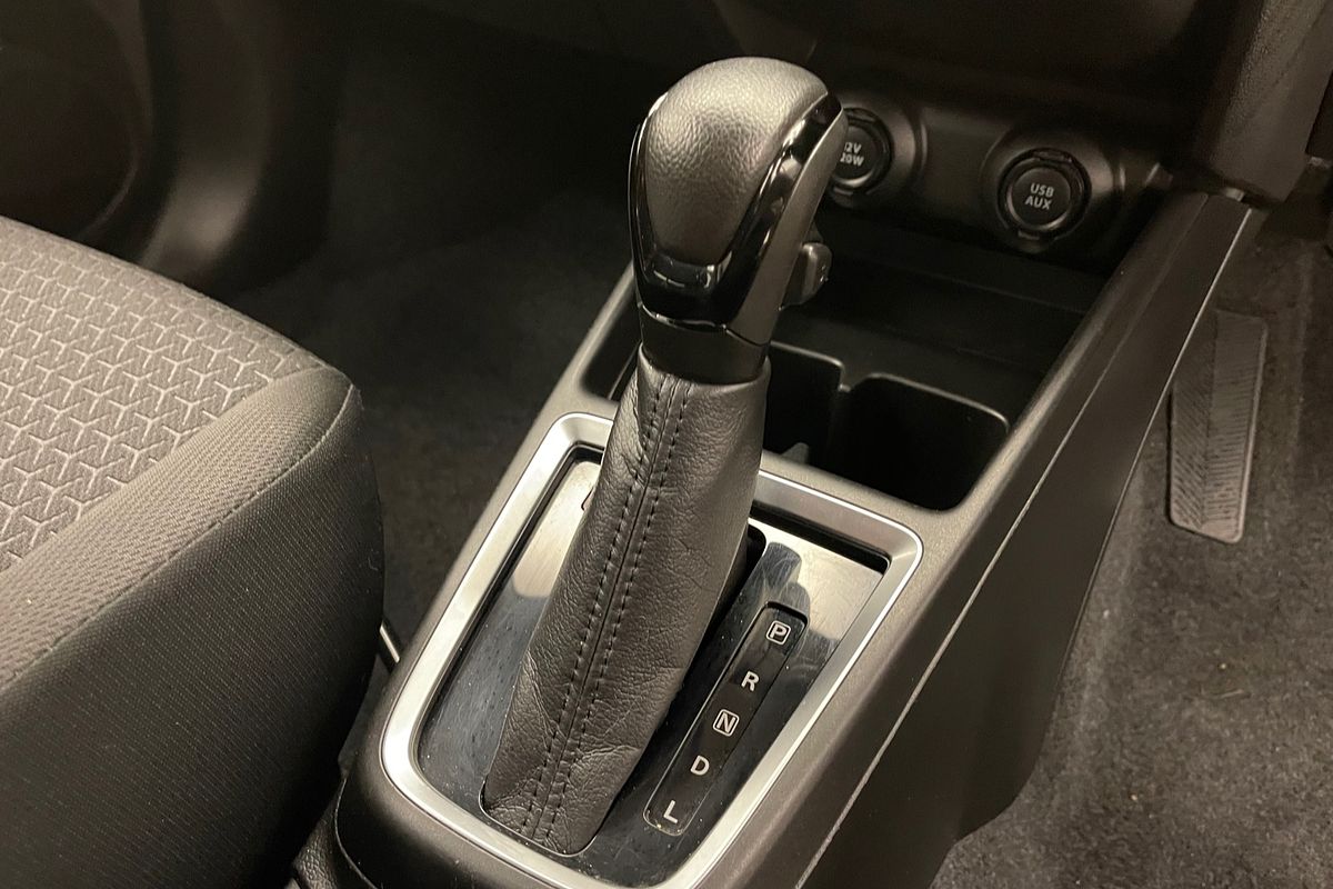 2019 Suzuki Swift GL Navigator AZ