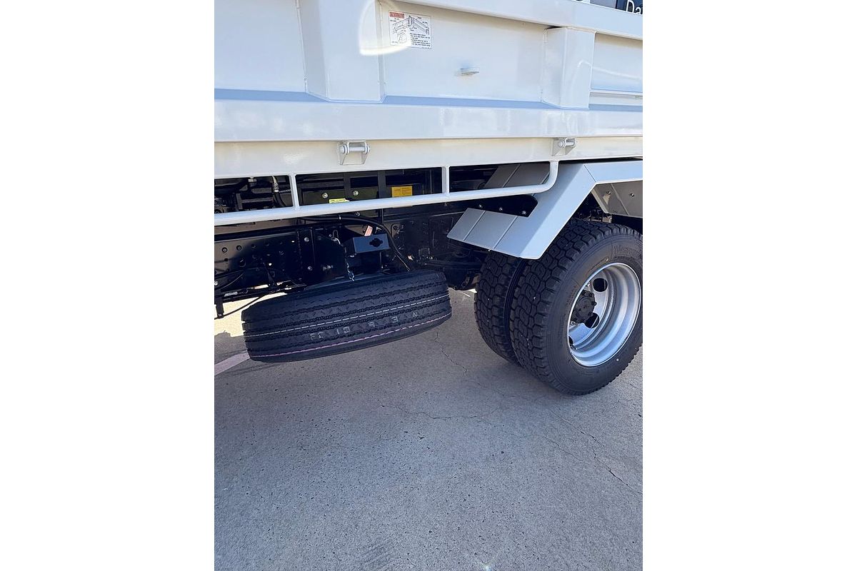 2024 Fuso Canter 815 Wide