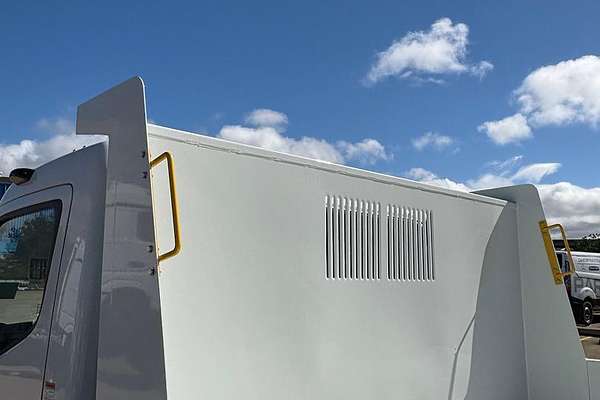 2024 Fuso Canter 815 Wide